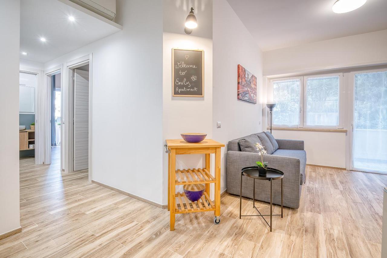 Emily Valles Apartment Saint Peter'S Рим Екстериор снимка